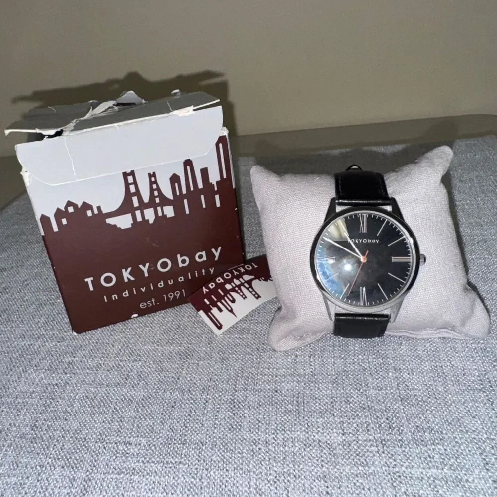 NWT Tokyo Bay Leather Mens Watch Analog Wrist Classic Minimalist Silver Black